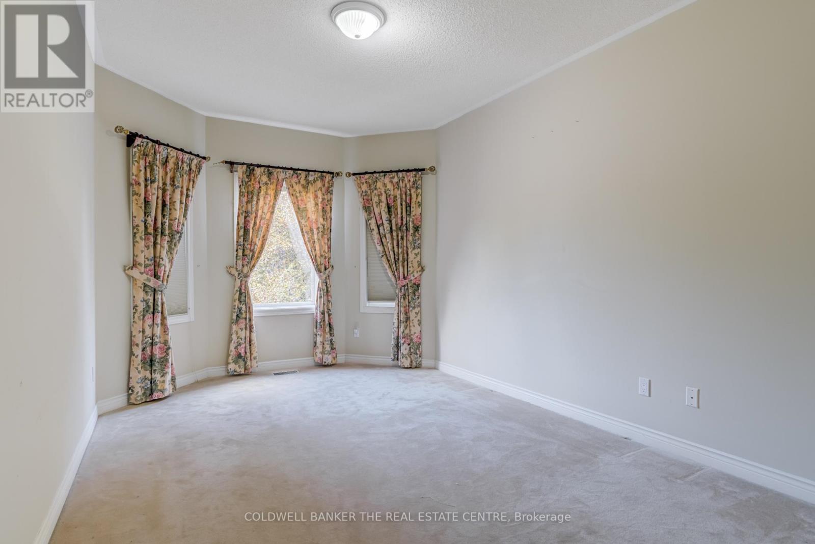 206 Shaftsbury Avenue, Richmond Hill, Ontario  L4C 0E8 - Photo 30 - N12450668