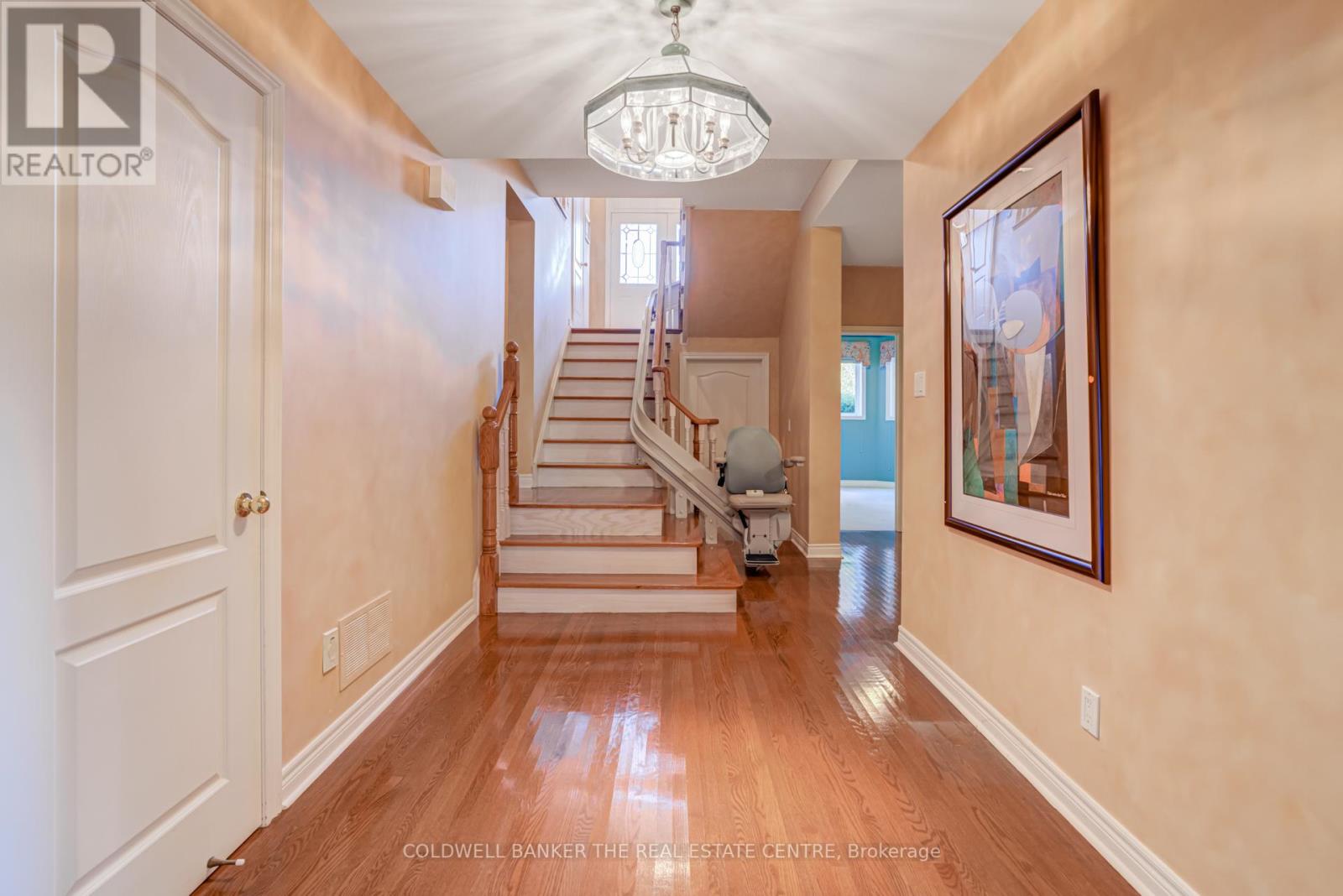 206 Shaftsbury Avenue, Richmond Hill, Ontario  L4C 0E8 - Photo 33 - N12450668