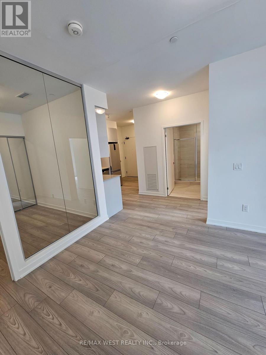 420 - 10 Abeja Street, Vaughan, Ontario  L4K 0R4 - Photo 5 - N12450679