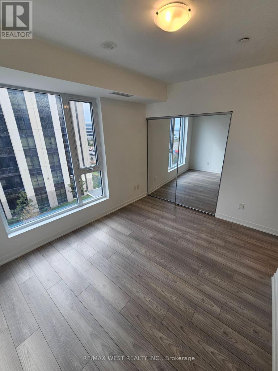 420 - 10 Abeja Street, Vaughan, Ontario  L4K 0R4 - Photo 7 - N12450679