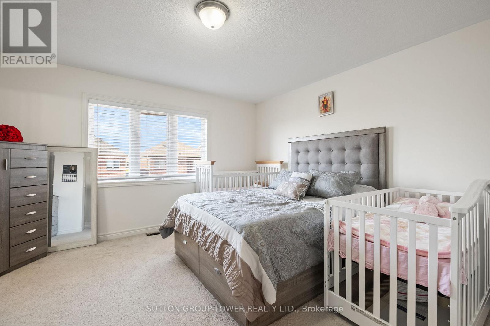 78 Romanelli Crescent, Bradford West Gwillimbury, Ontario  L3Z 0X7 - Photo 19 - N12450704