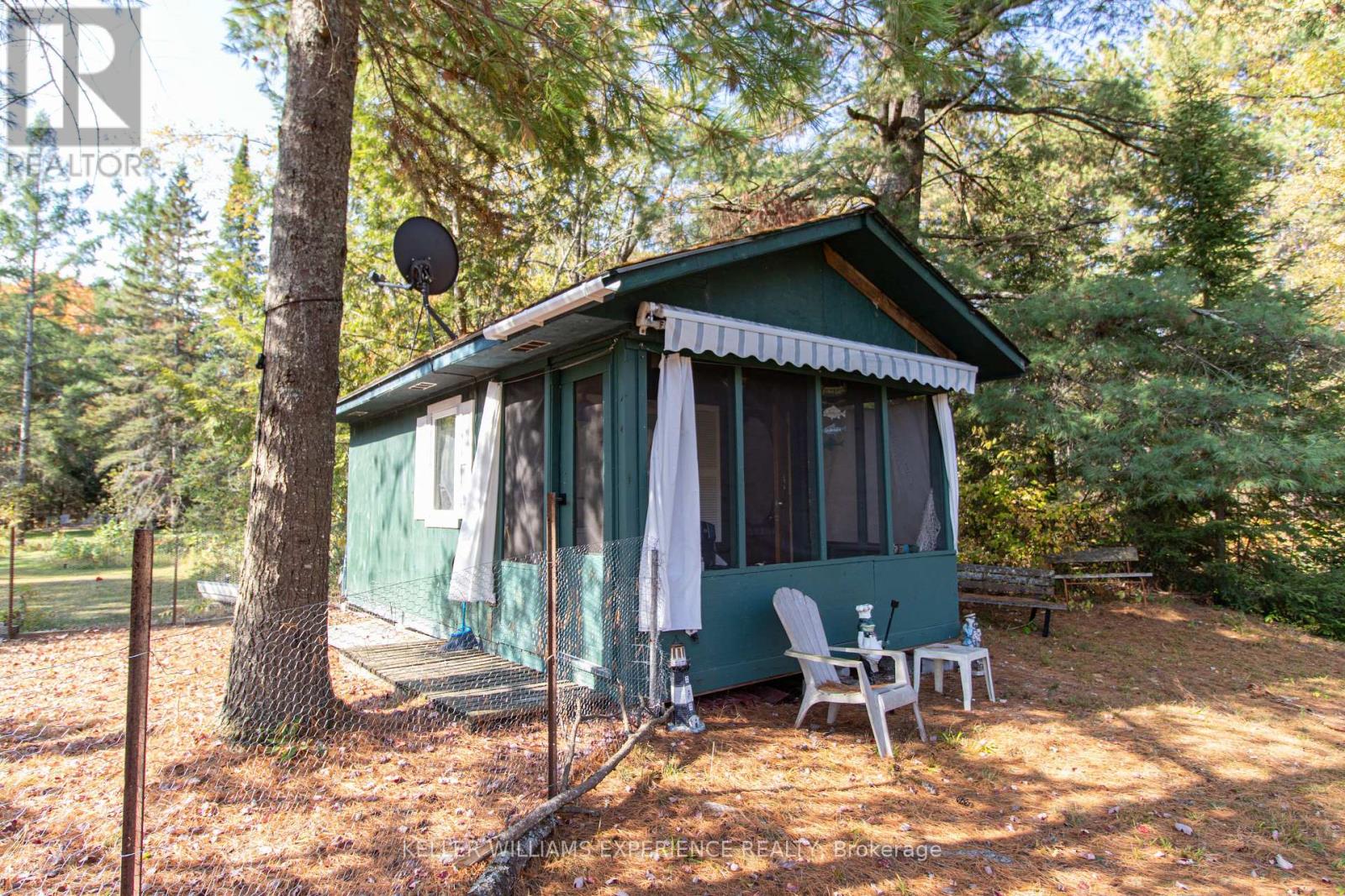 6519 Pioneer Village Lane, Ramara, Ontario  L0K 1W0 - Photo 18 - S12450646