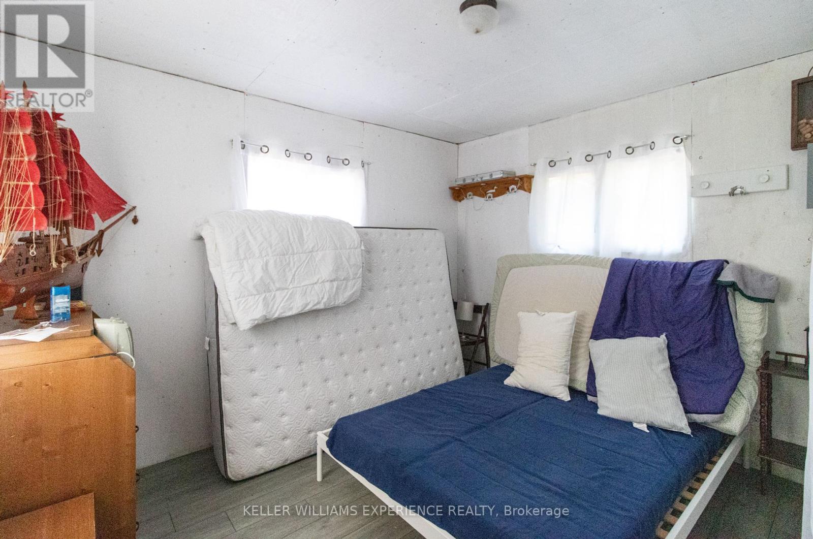 6519 Pioneer Village Lane, Ramara, Ontario  L0K 1W0 - Photo 41 - S12450646
