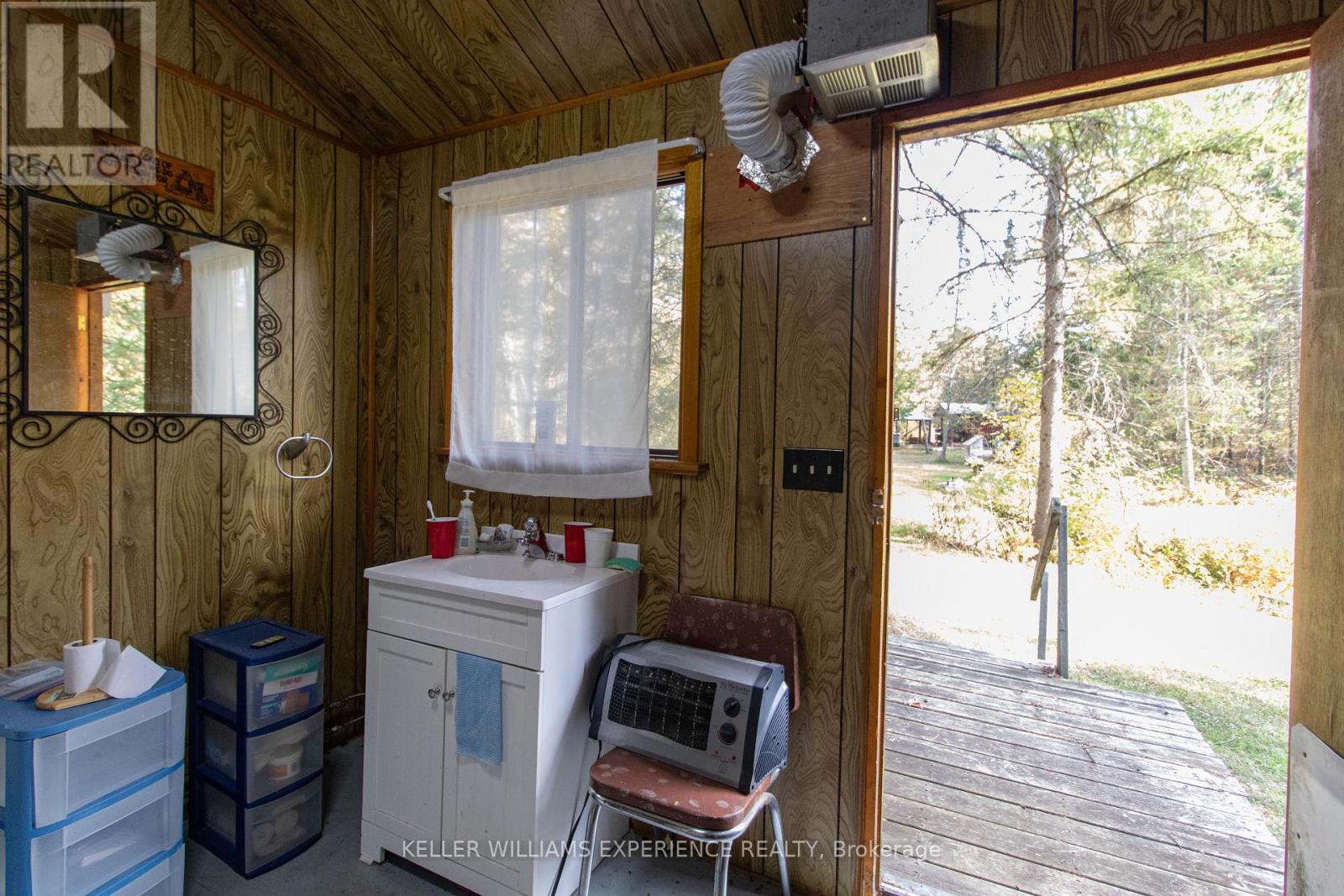 6519 Pioneer Village Lane, Ramara, Ontario  L0K 1W0 - Photo 45 - S12450646