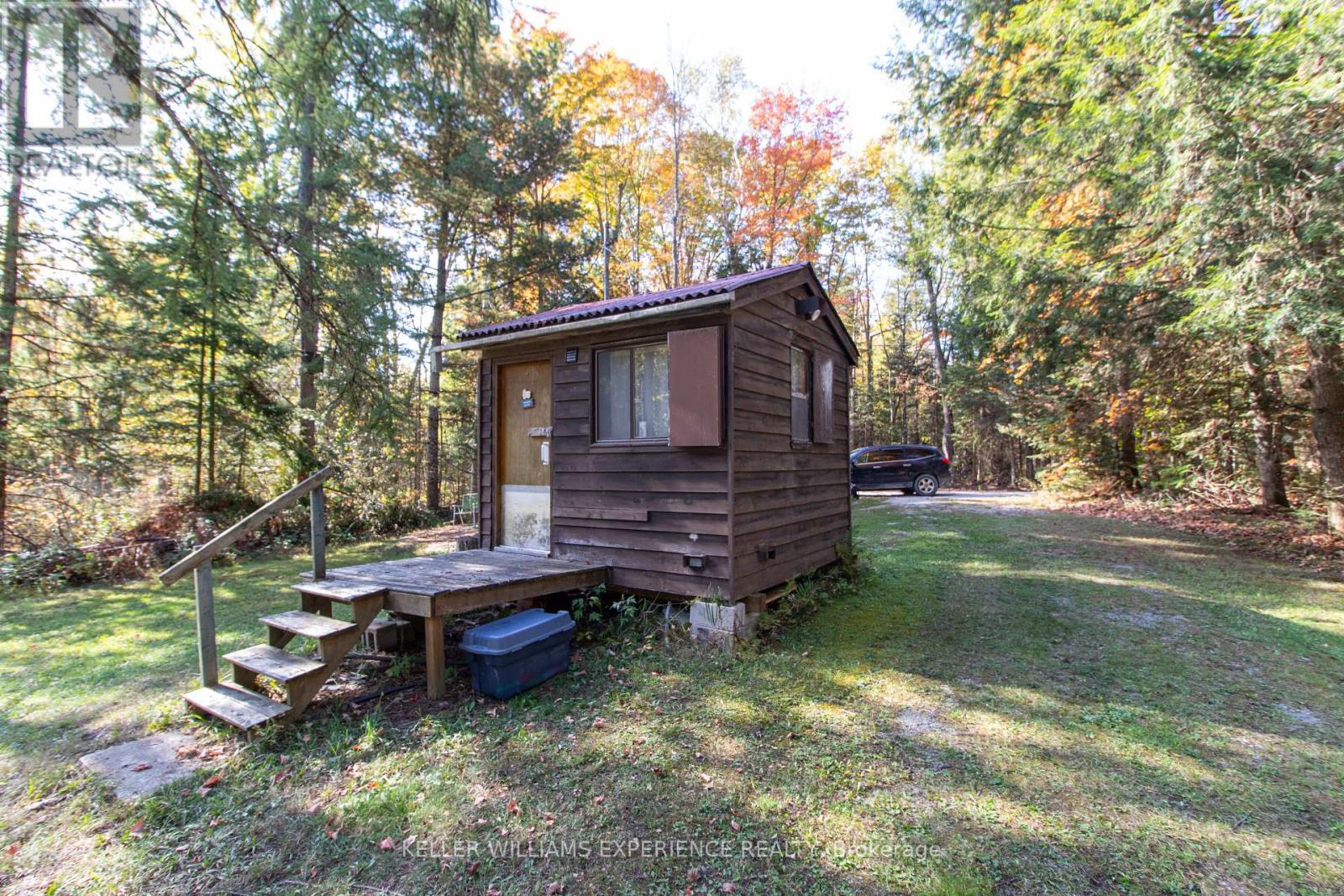 6519 Pioneer Village Lane, Ramara, Ontario  L0K 1W0 - Photo 7 - S12450646