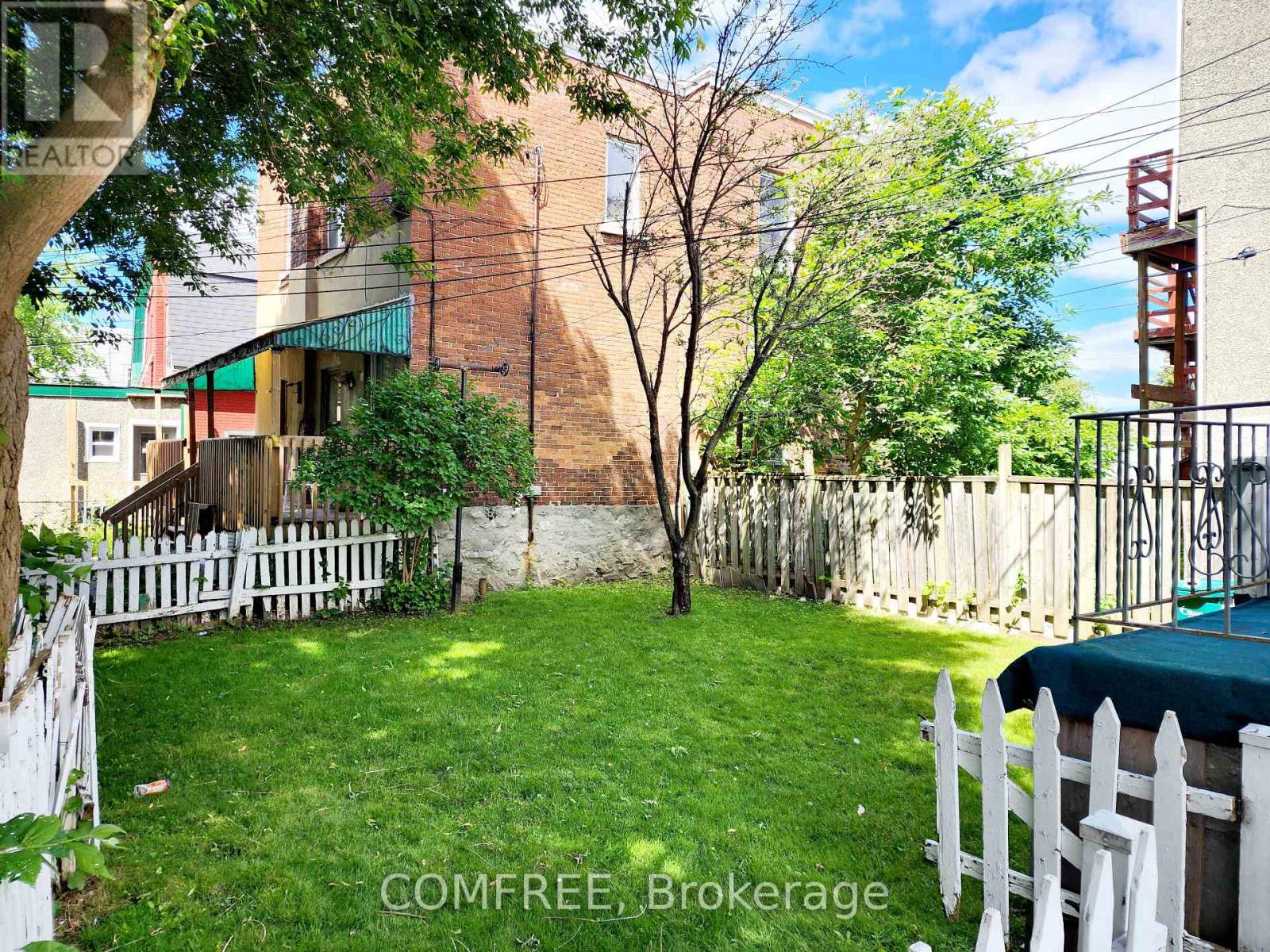 274 Bell Street S, Ottawa, Ontario  K1S 4J8 - Photo 4 - X12450718