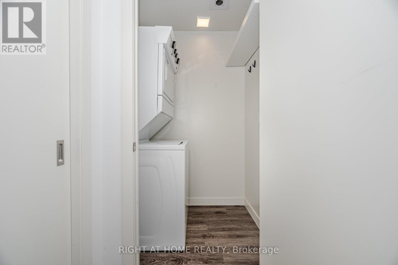 1003 - 2093 Fairview Street, Burlington, Ontario  L7R 0E6 - Photo 19 - W12450654