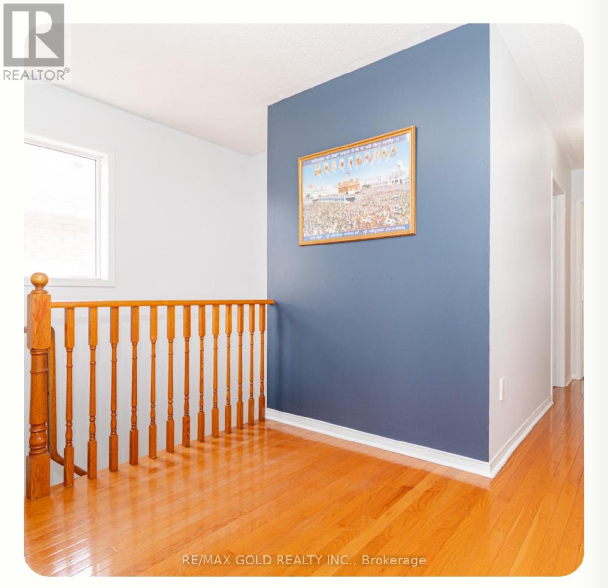(Main & 2nd Floor) - 95 Crystalview Crescent, Brampton, Ontario  L6P 2S2 - Photo 11 - W12450663