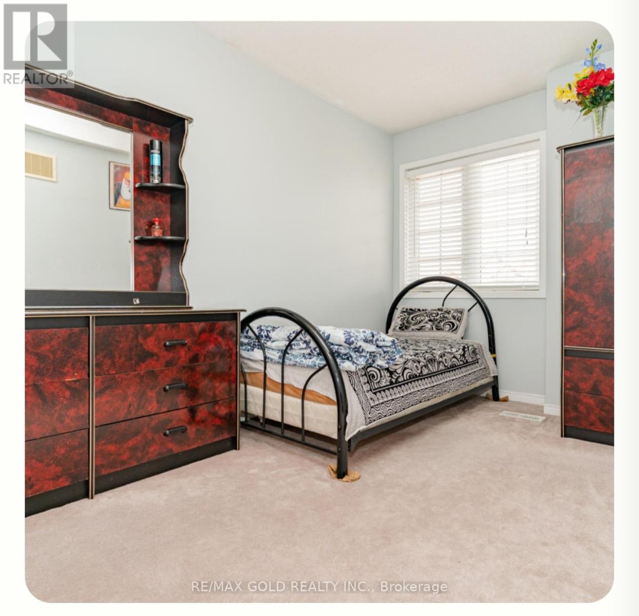 (Main & 2nd Floor) - 95 Crystalview Crescent, Brampton, Ontario  L6P 2S2 - Photo 16 - W12450663