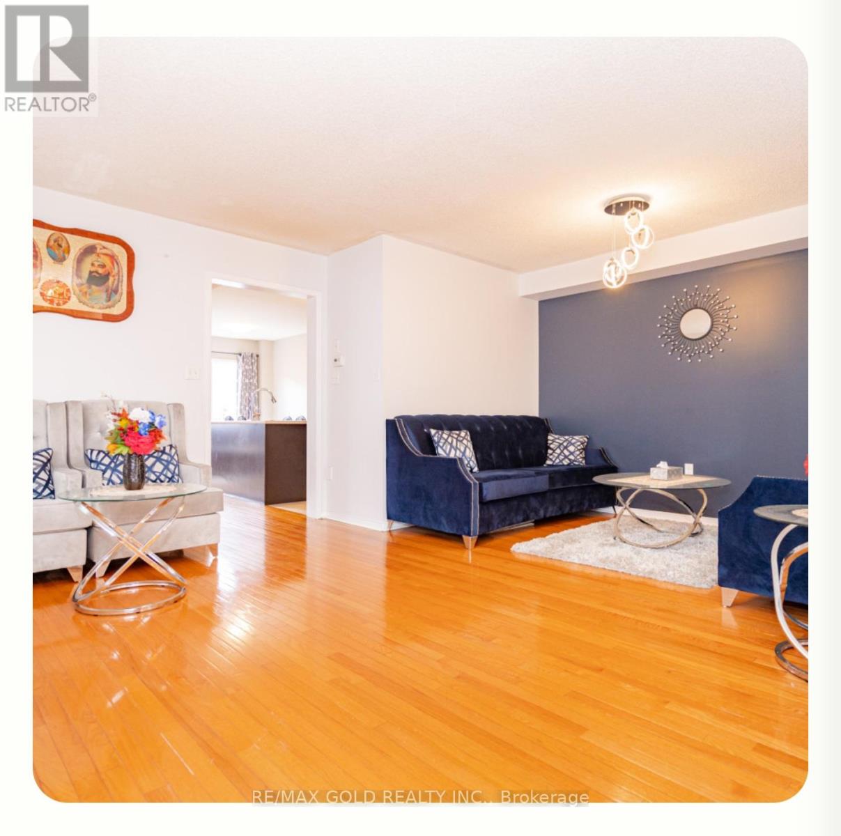 (Main & 2nd Floor) - 95 Crystalview Crescent, Brampton, Ontario  L6P 2S2 - Photo 3 - W12450663