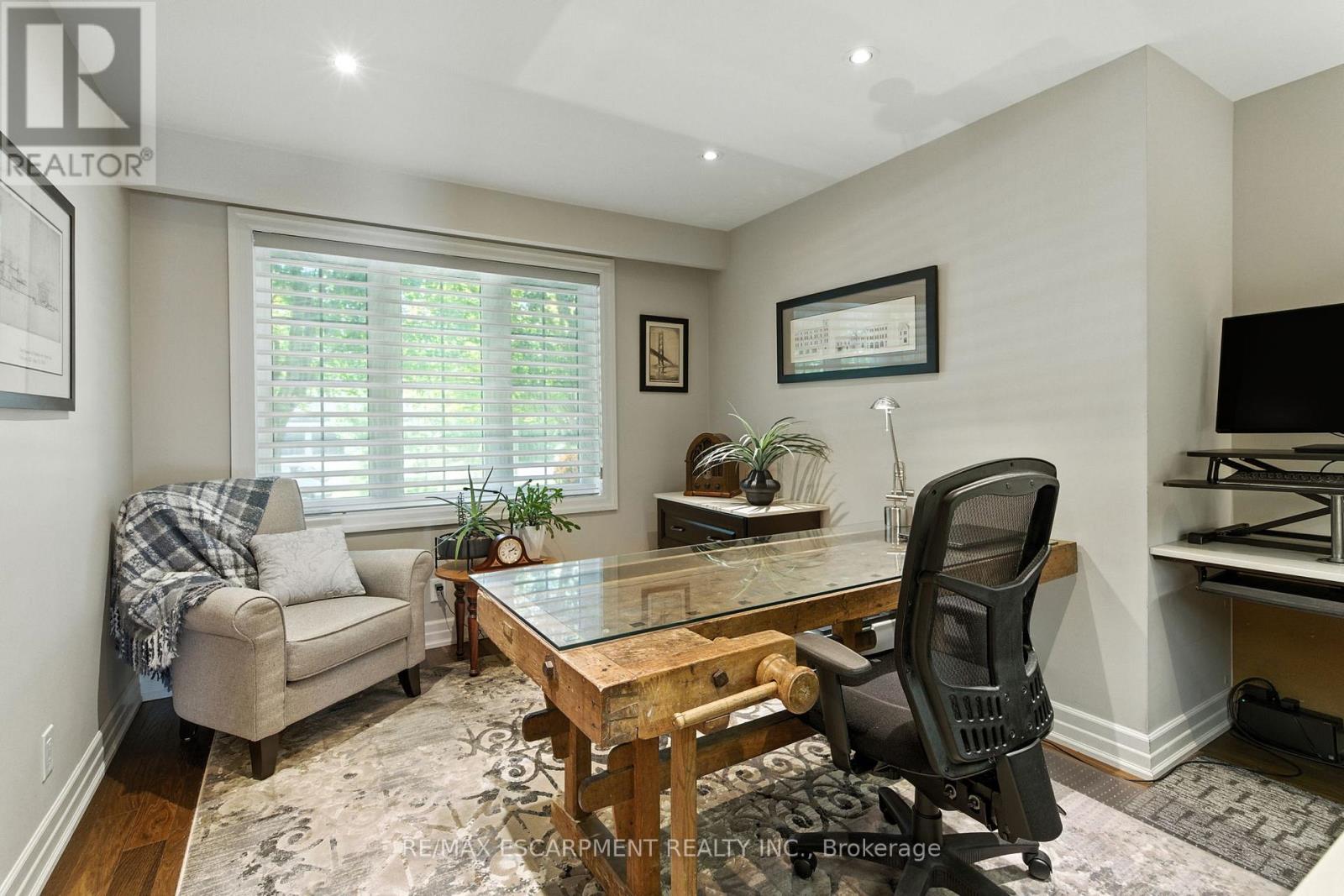 665 King Road, Burlington, Ontario  L7T 3K5 - Photo 19 - W12450682