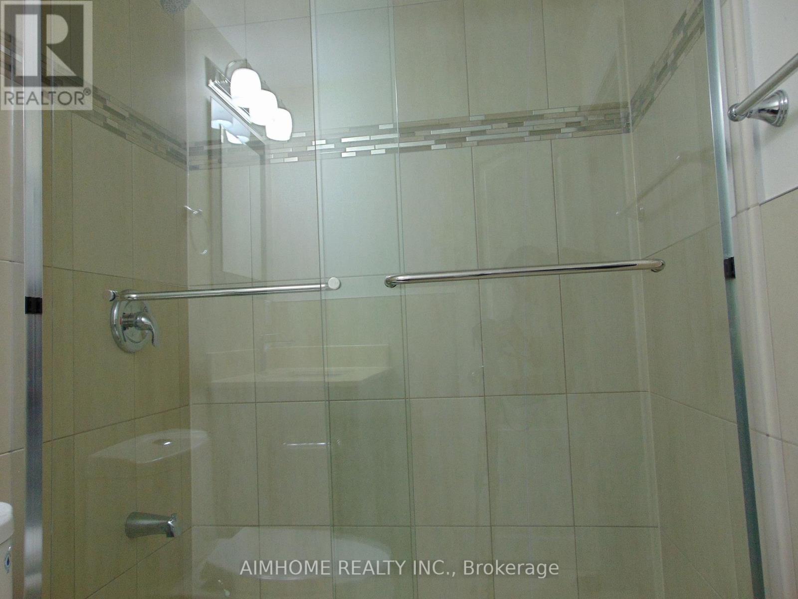 2450 Credit Valley Road, Mississauga, Ontario  L5M 4G6 - Photo 10 - W12450688