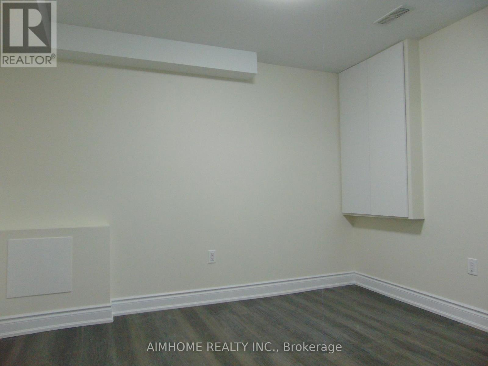2450 Credit Valley Road, Mississauga, Ontario  L5M 4G6 - Photo 6 - W12450688