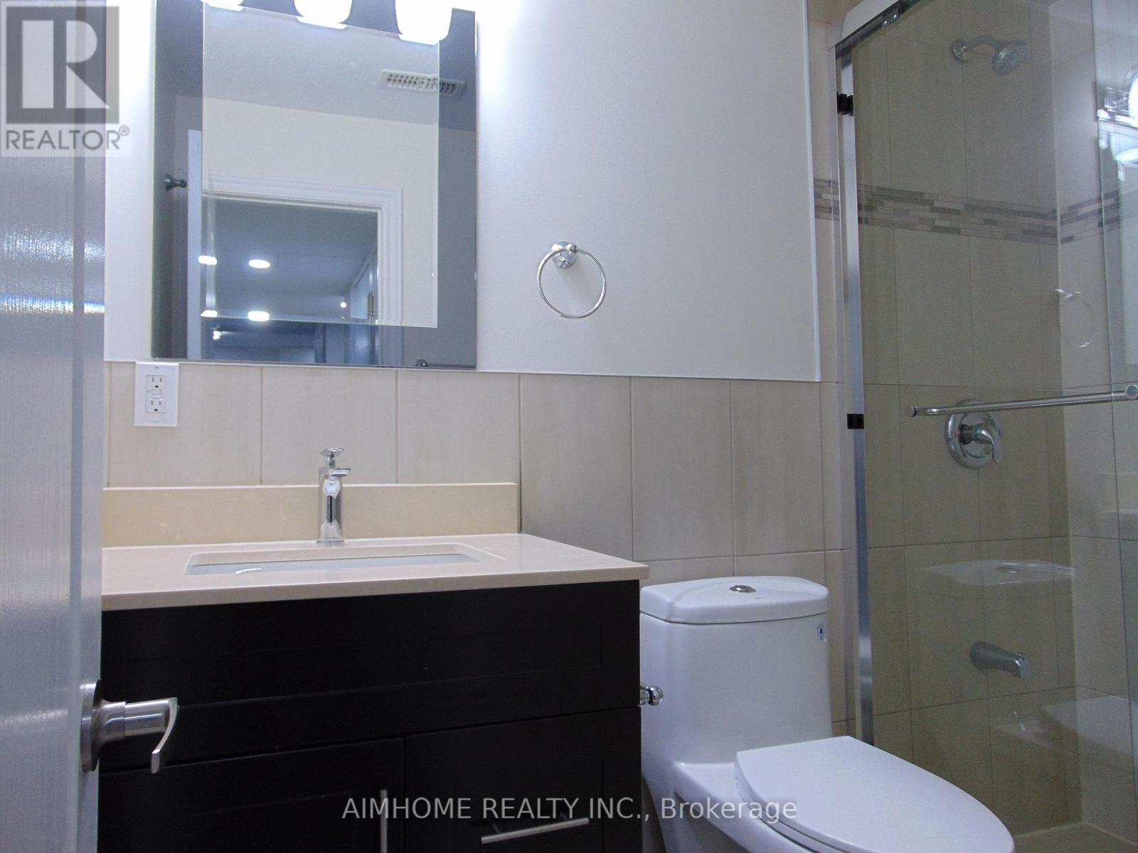2450 Credit Valley Road, Mississauga, Ontario  L5M 4G6 - Photo 9 - W12450688