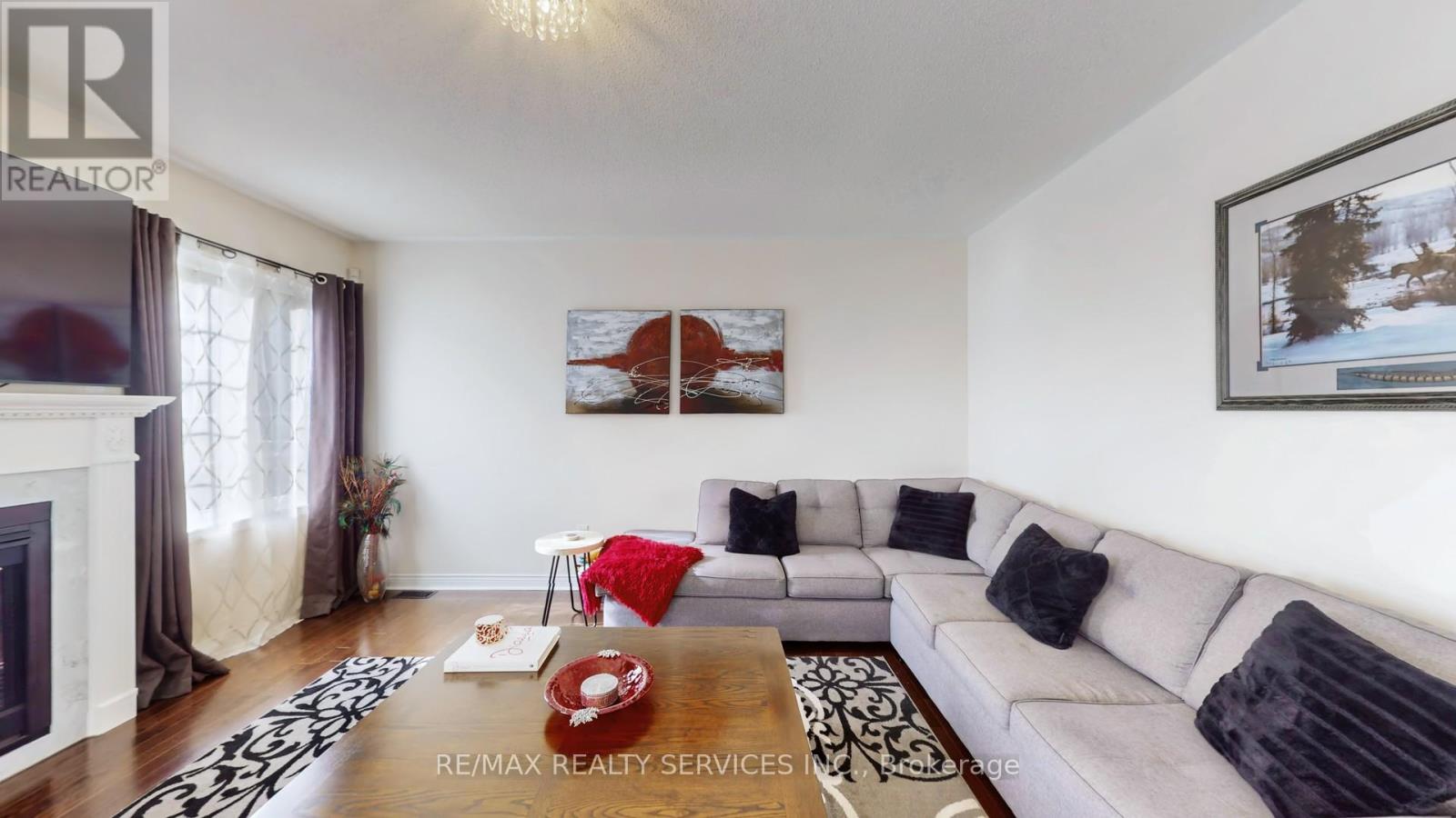 70 Little Britain Crescent, Brampton, Ontario  L6Y 6A8 - Photo 11 - W12450689