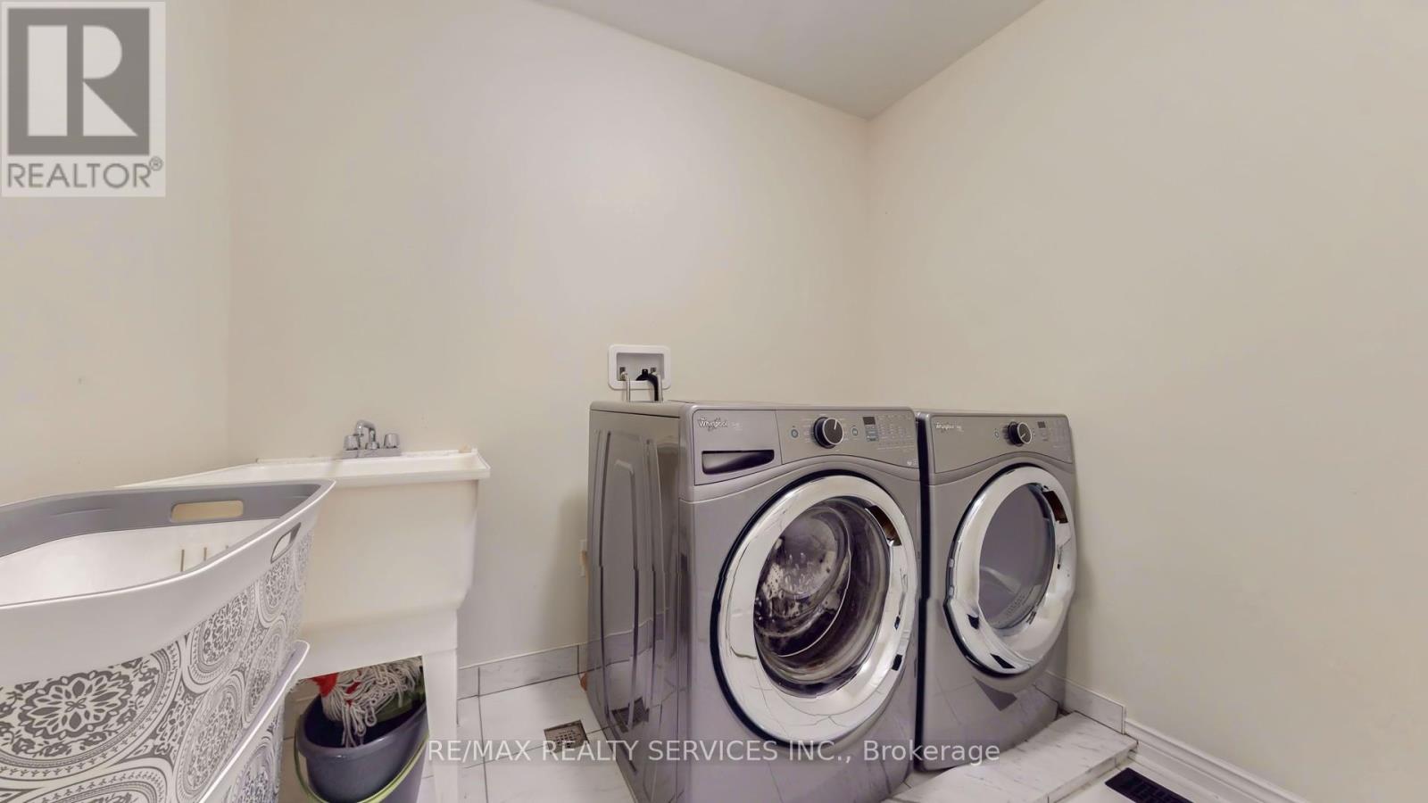 70 Little Britain Crescent, Brampton, Ontario  L6Y 6A8 - Photo 46 - W12450689
