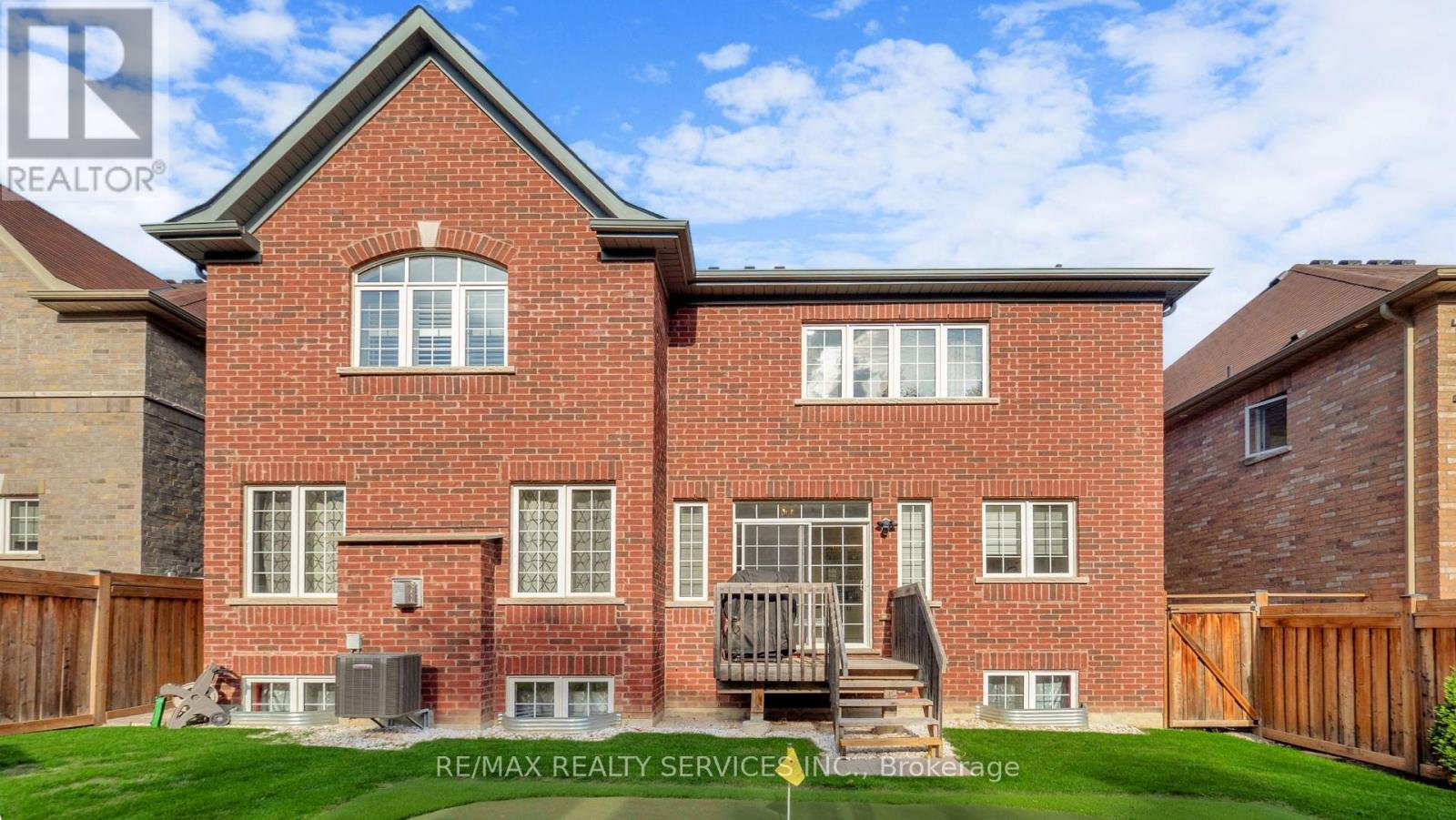 70 Little Britain Crescent, Brampton, Ontario  L6Y 6A8 - Photo 48 - W12450689