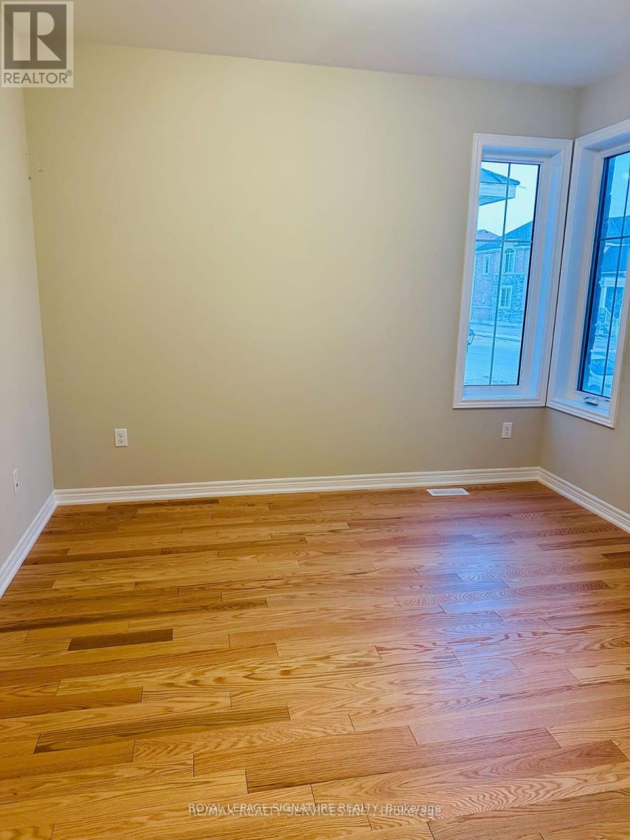 267 Thornbush Boulevard, Brampton, Ontario  L7A 5K1 - Photo 20 - W12450693