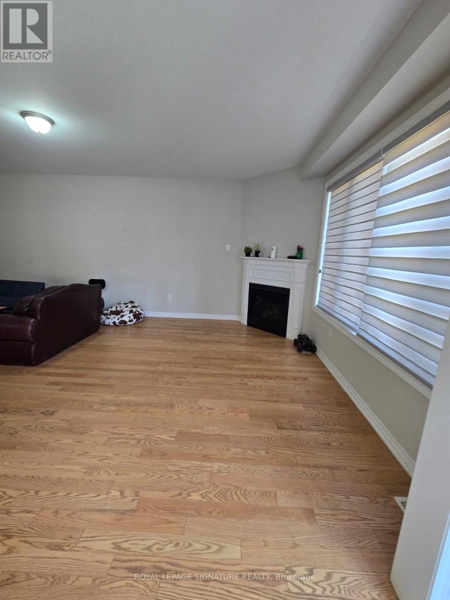 267 Thornbush Boulevard, Brampton, Ontario  L7A 5K1 - Photo 21 - W12450693