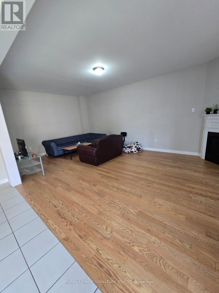 267 Thornbush Boulevard, Brampton, Ontario  L7A 5K1 - Photo 22 - W12450693