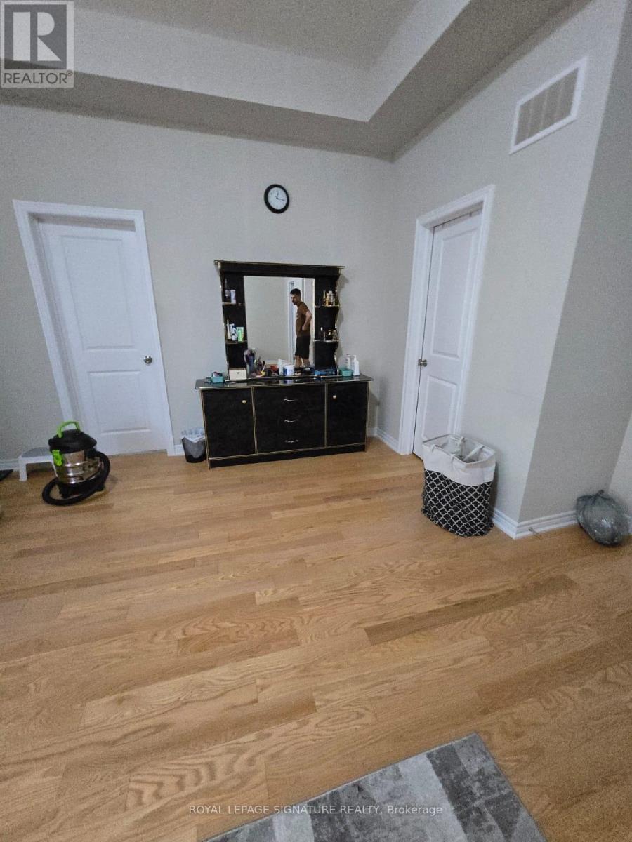267 Thornbush Boulevard, Brampton, Ontario  L7A 5K1 - Photo 24 - W12450693