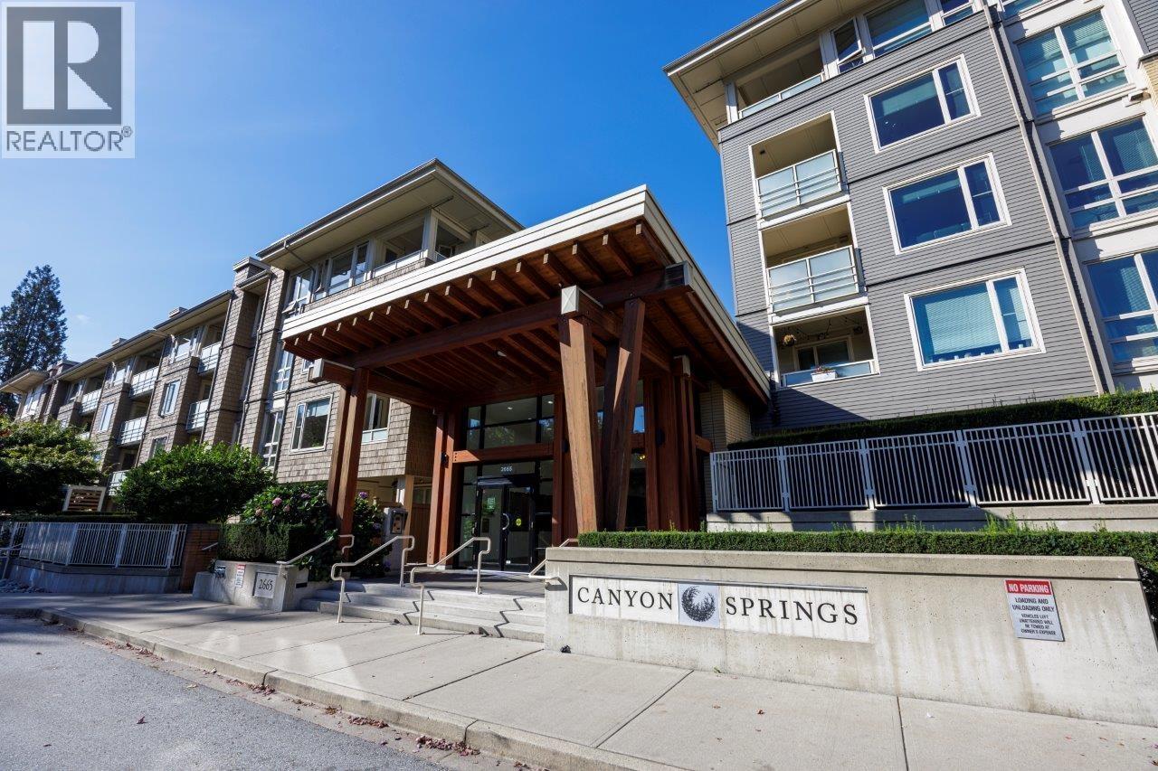 301 2665 MOUNTAIN HIGHWAY, North Vancouver, British Columbia