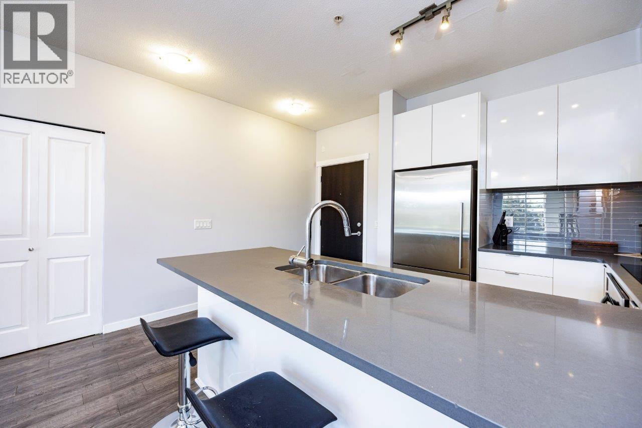301 2665 Mountain Highway, North Vancouver, British Columbia  V7J 0A8 - Photo 8 - R3056405
