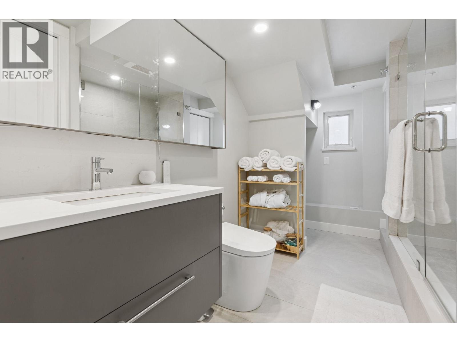 19 628 W 6th Avenue, Vancouver, British Columbia  V5Z 1A3 - Photo 14 - R3056435