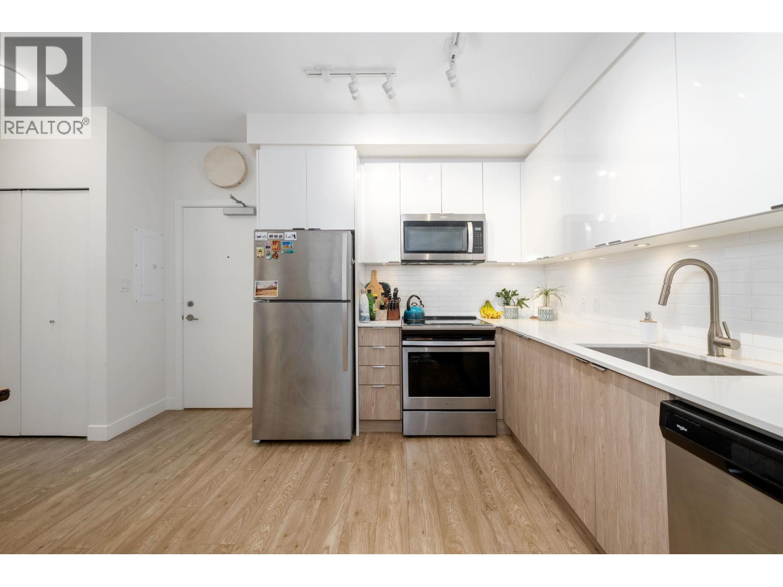 302 37881 Cleveland Avenue, Squamish, British Columbia  V8B 0Z7 - Photo 12 - R3056447