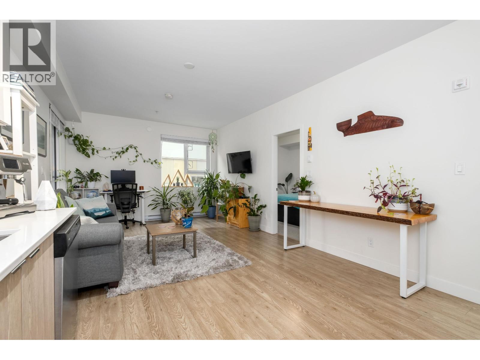 302 37881 Cleveland Avenue, Squamish, British Columbia  V8B 0Z7 - Photo 6 - R3056447