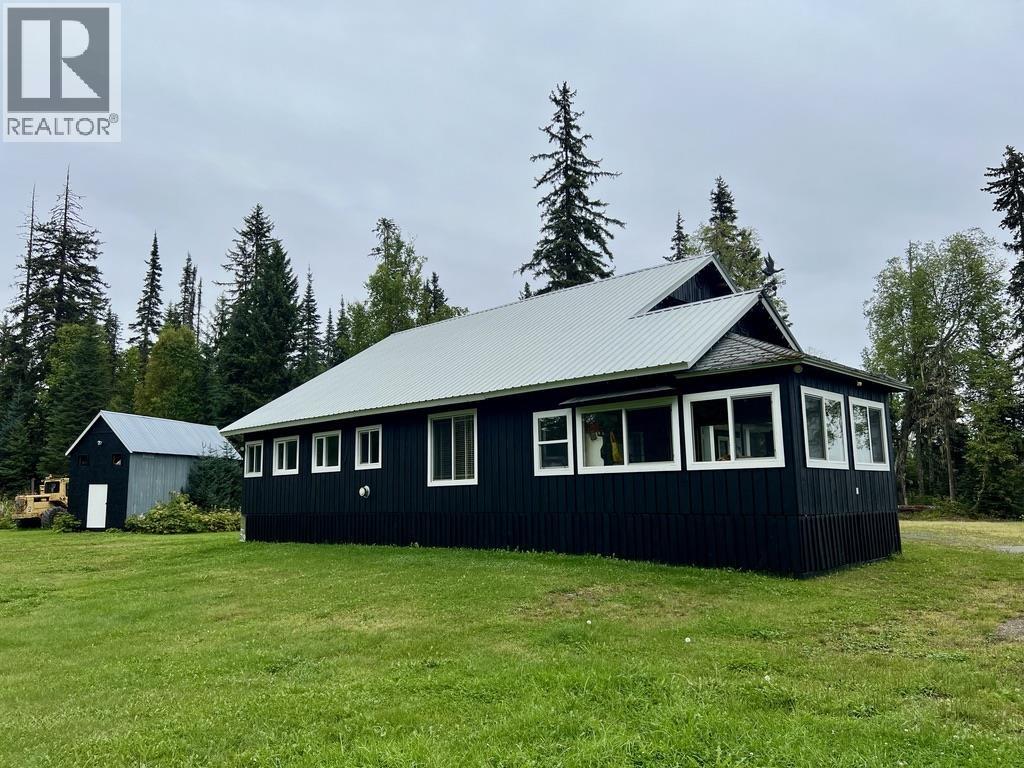 19 Tintina Road, Stewart, British Columbia  V0J 3S0 - Photo 2 - R3046666