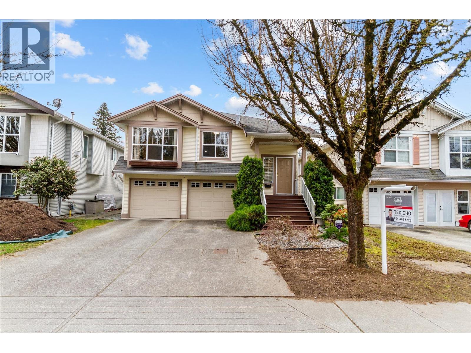 11469 207 Street, Maple Ridge, British Columbia  V2X 1W9 - Photo 2 - R3056360