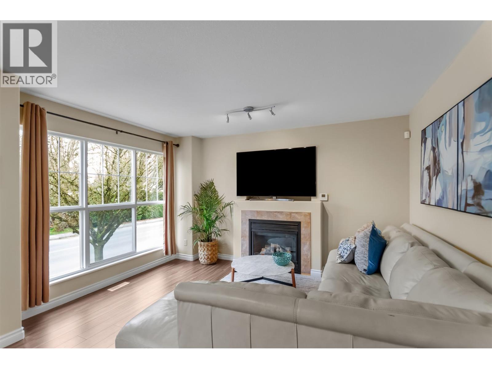 11469 207 Street, Maple Ridge, British Columbia  V2X 1W9 - Photo 5 - R3056360