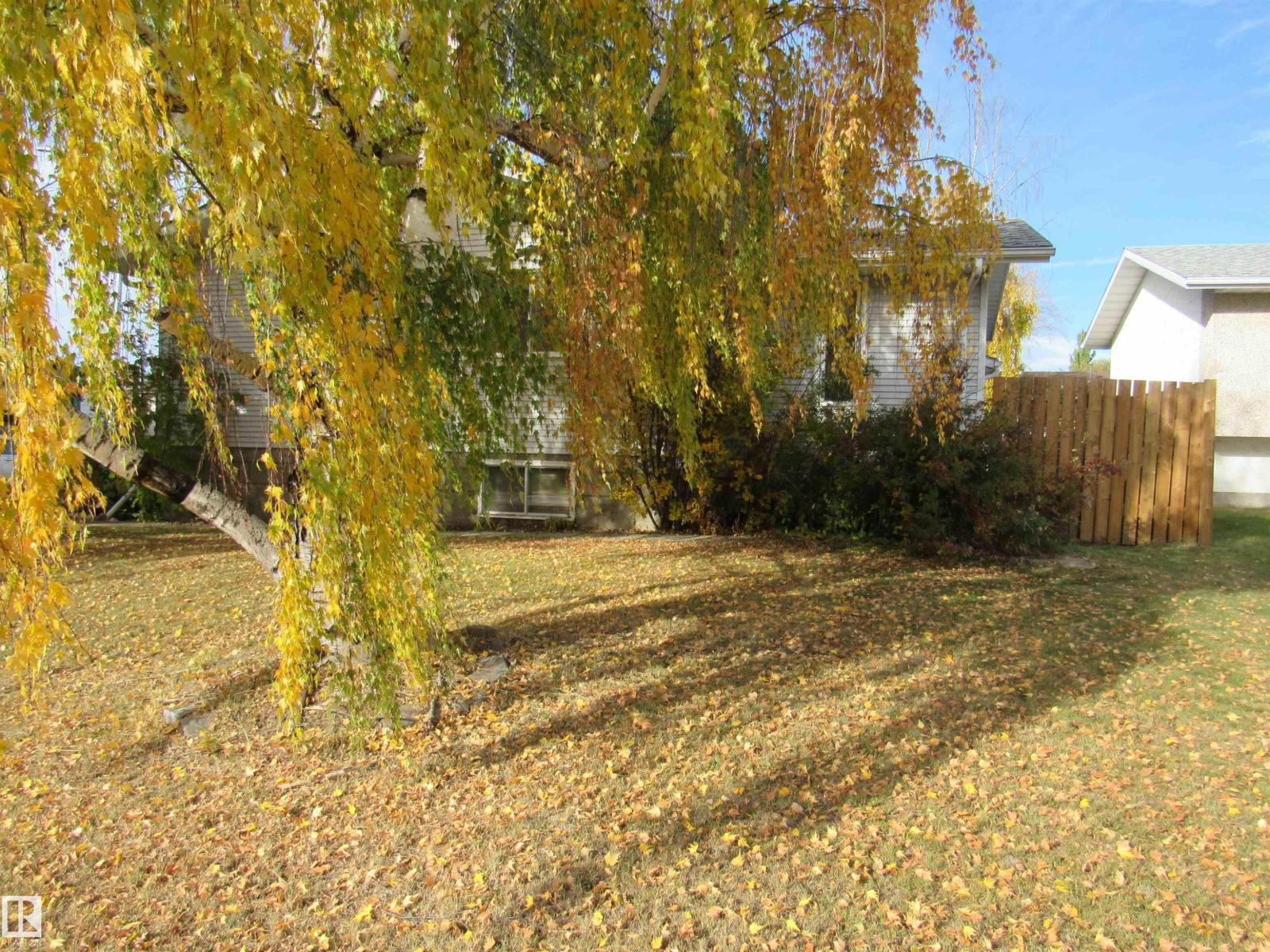 5512 58 Av, Barrhead, Alberta  T7N 1C7 - Photo 9 - E4461229