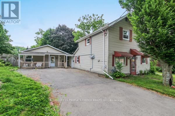 10 GIVINS STREET, Woodstock, Ontario