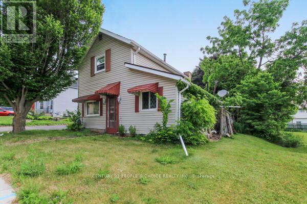 10 Givins Street, Woodstock, Ontario  N4S 5Y7 - Photo 15 - X12450651