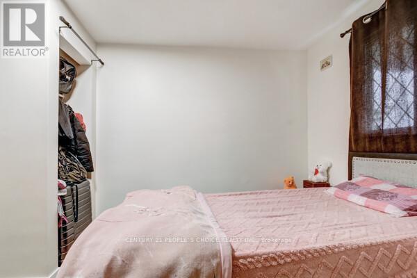 10 Givins Street, Woodstock, Ontario  N4S 5Y7 - Photo 4 - X12450651