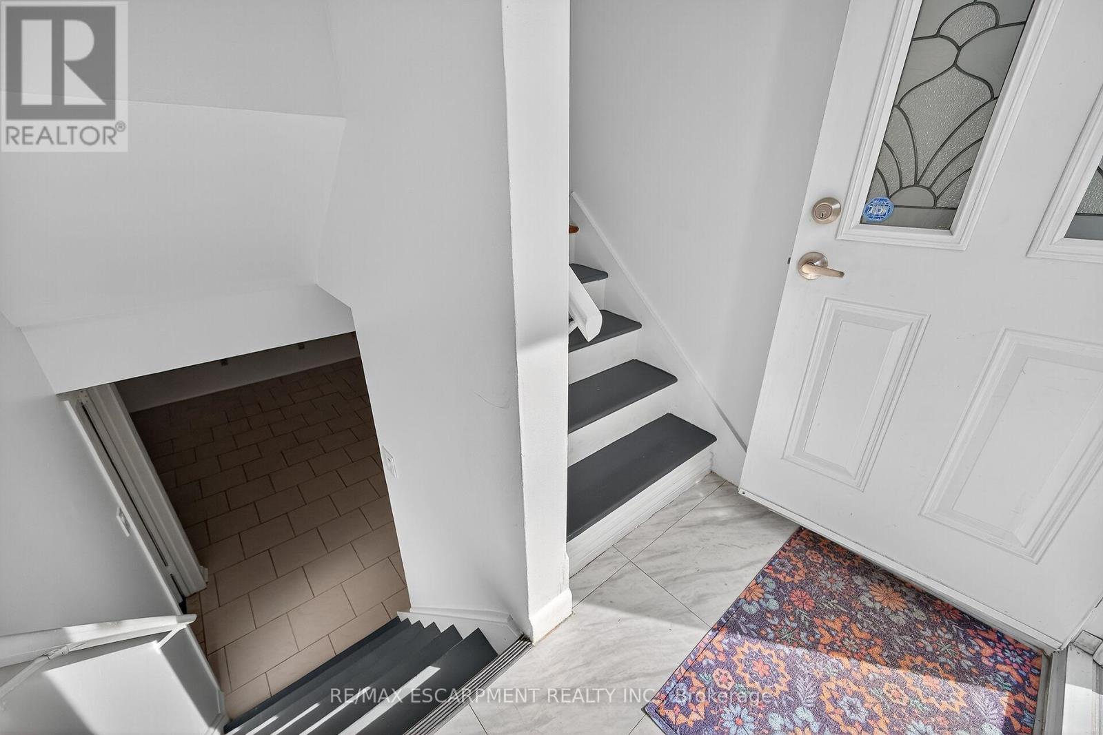 314 East 16th Street, Hamilton, Ontario  L9A 4J9 - Photo 22 - X12450659
