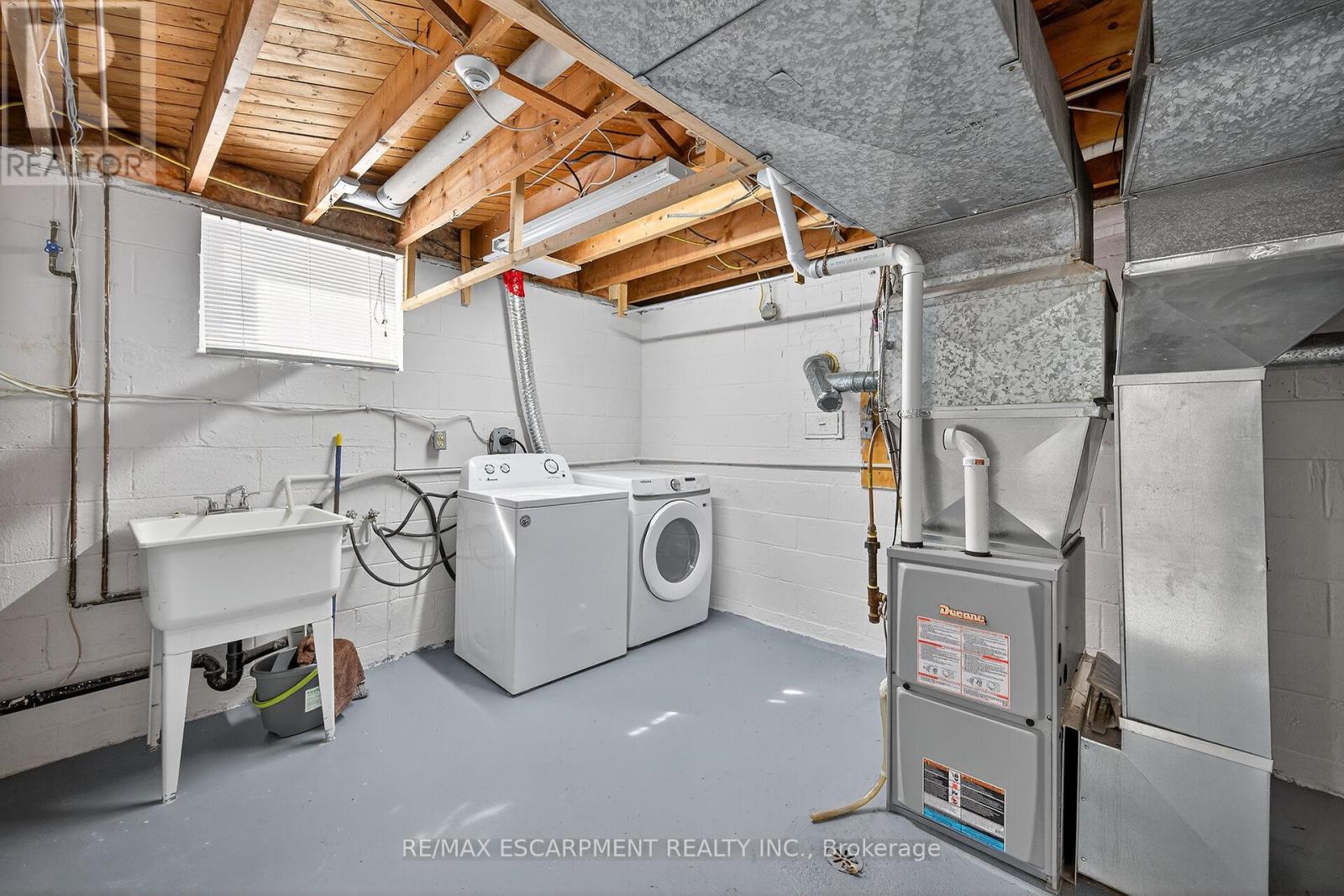 314 East 16th Street, Hamilton, Ontario  L9A 4J9 - Photo 29 - X12450659