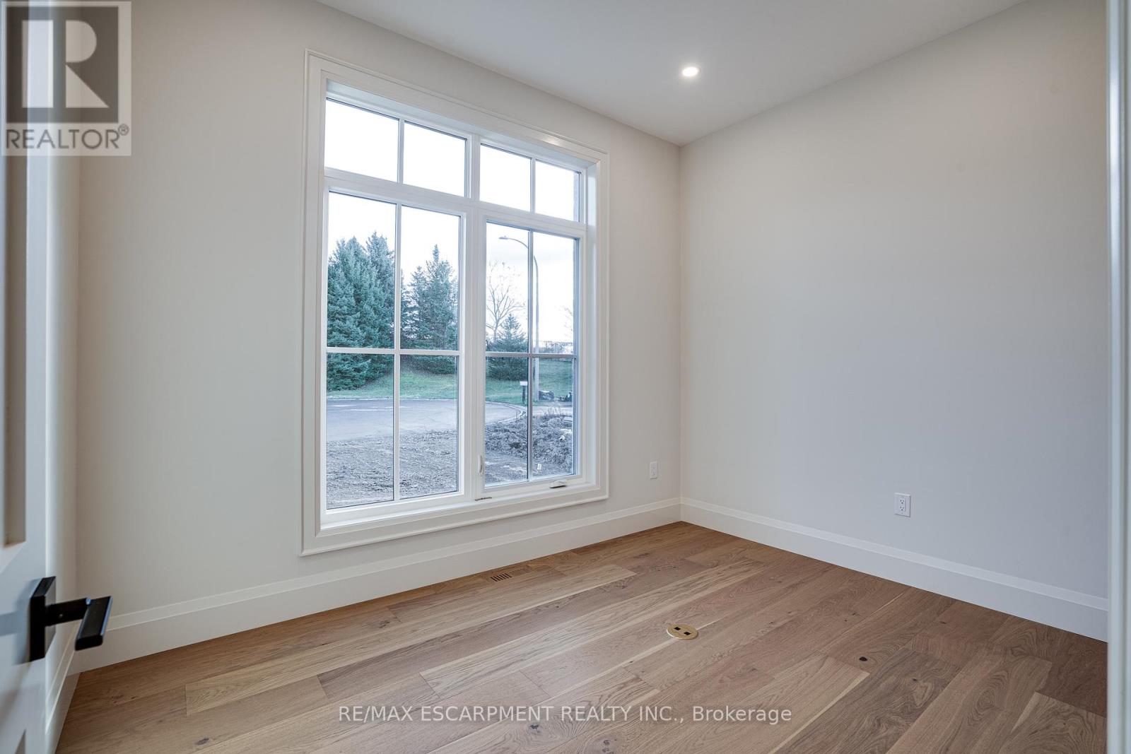 941 Old Mohawk Road, Hamilton, Ontario  L9G 3K9 - Photo 35 - X12450673