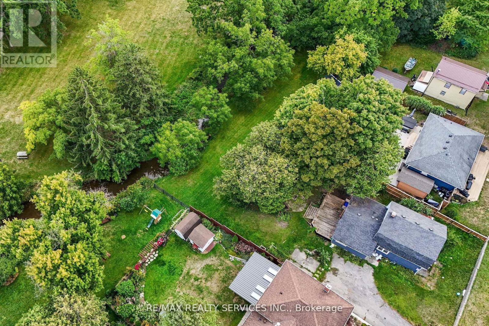 140 Canterbury Street, Ingersoll, Ontario  N5C 1C8 - Photo 49 - X12450692