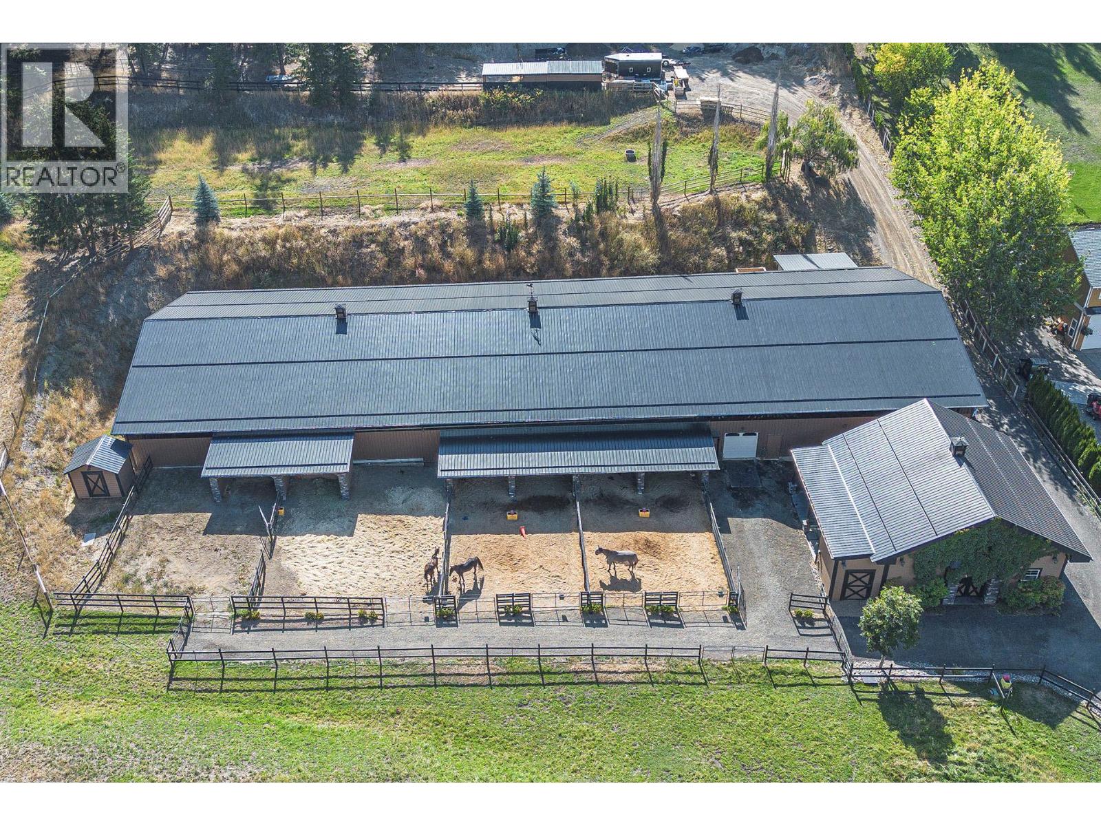 5833 Todd Road, Kamloops, British Columbia  V2C 6P2 - Photo 5 - 10365159
