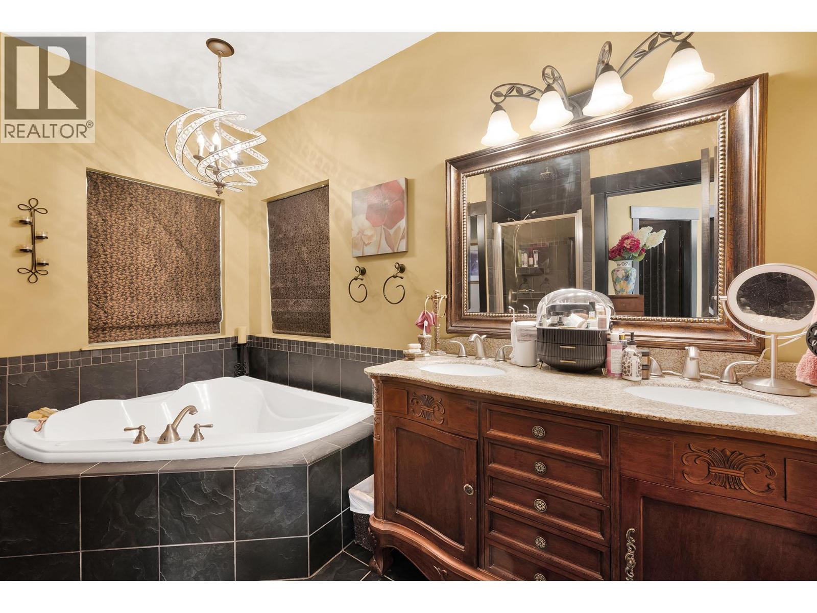 5833 Todd Road, Kamloops, British Columbia  V2C 6P2 - Photo 41 - 10365159