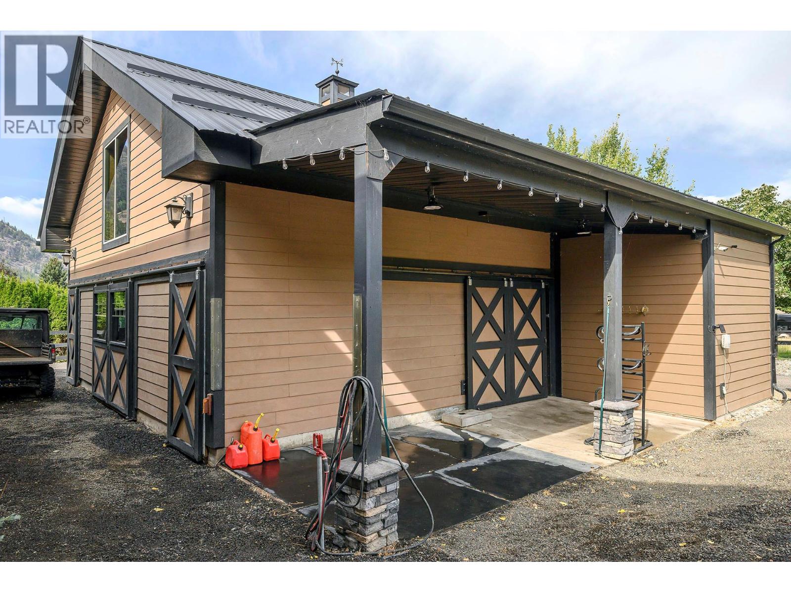 5833 Todd Road, Kamloops, British Columbia  V2C 6P2 - Photo 74 - 10365159