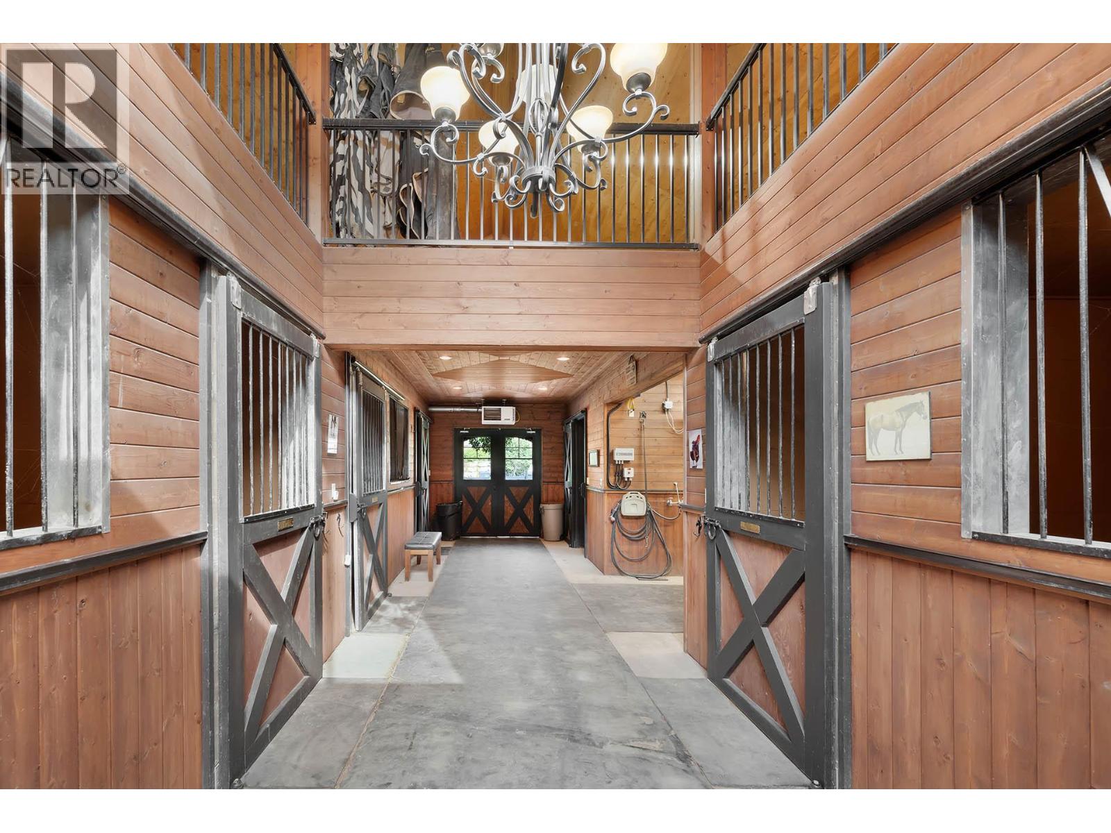 5833 Todd Road, Kamloops, British Columbia  V2C 6P2 - Photo 67 - 10365159