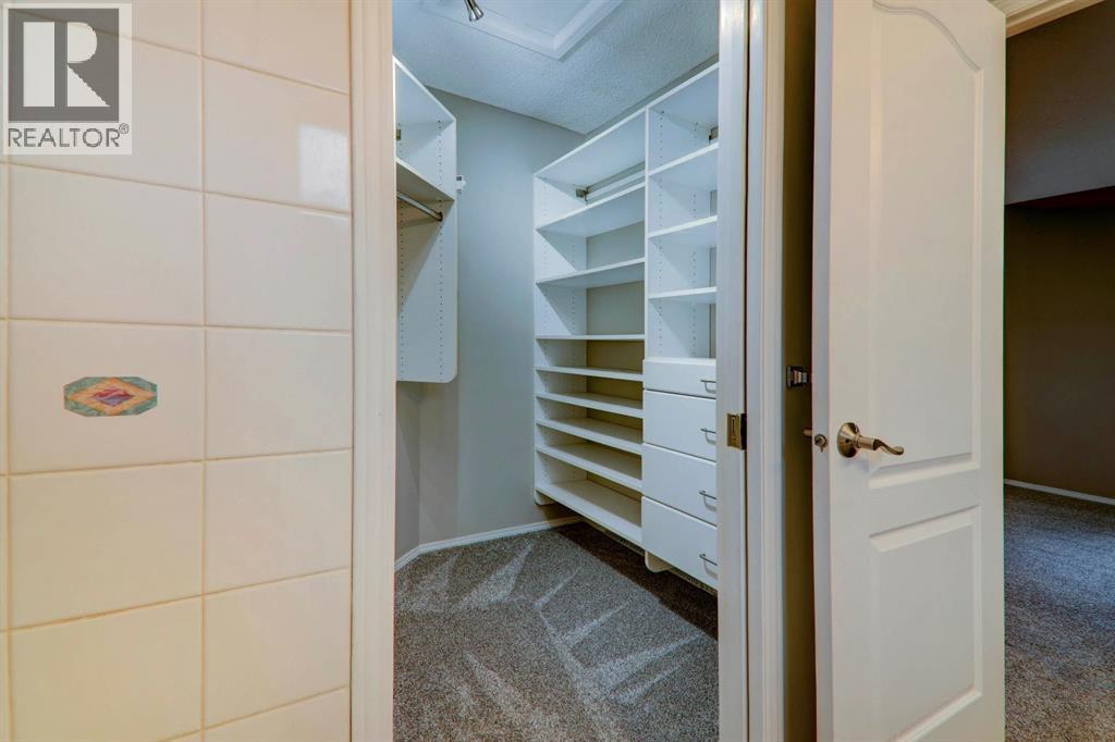 435 Douglas Ridge Mews Se, Calgary, Alberta  T2Z 2M4 - Photo 23 - A2262784