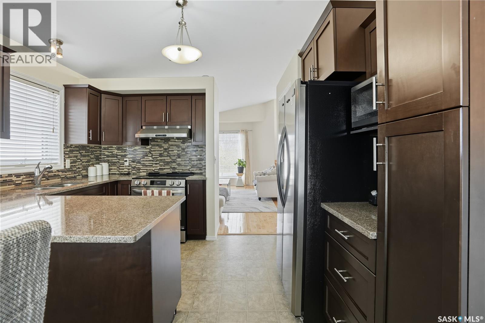 1331 Hughes Drive, Saskatoon, Saskatchewan  S7L 7N1 - Photo 6 - SK020346