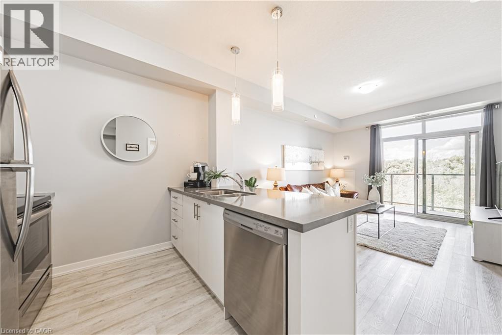 125 Shoreview Place Place Unit# 28, Hamilton, Ontario  L8G 0K3 - Photo 5 - 40777377