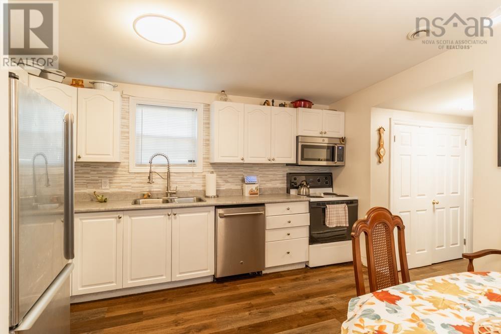 54 Mountian View Drive, Lake Echo, Nova Scotia  B3E 1B6 - Photo 8 - 202523752