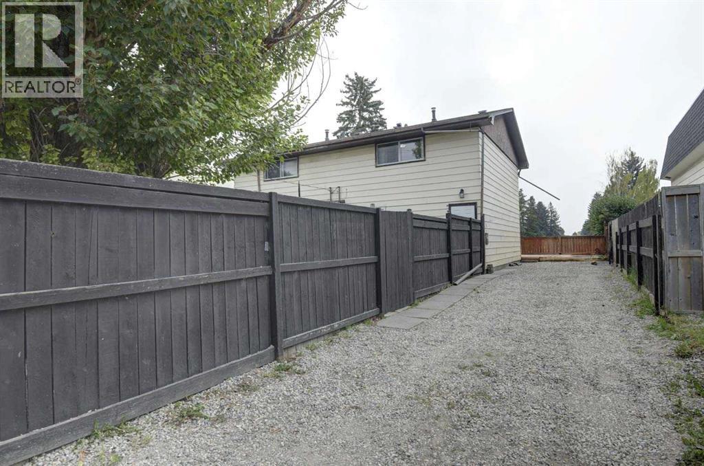 3014 Dover Crescent Se, Calgary, Alberta  T2B 1Y2 - Photo 18 - A2255740